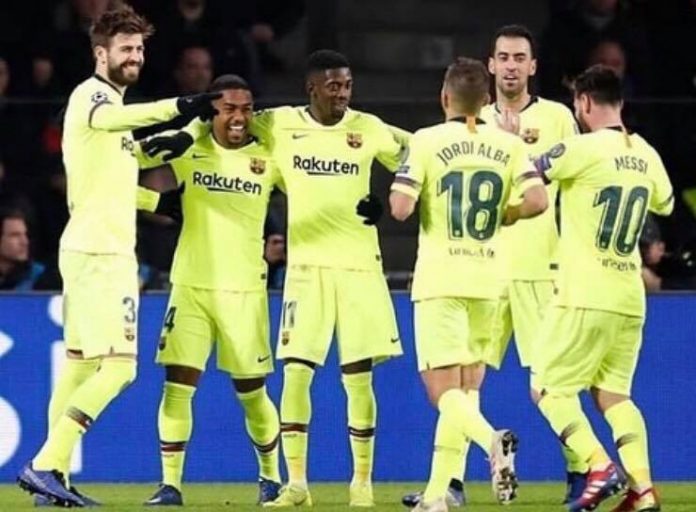 Giocatori del Barcellona dopo un gol.