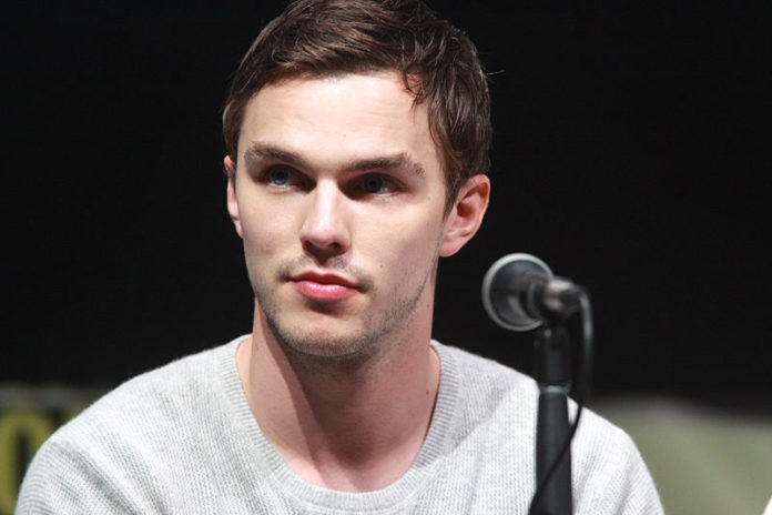 nicholas-hoult-attore