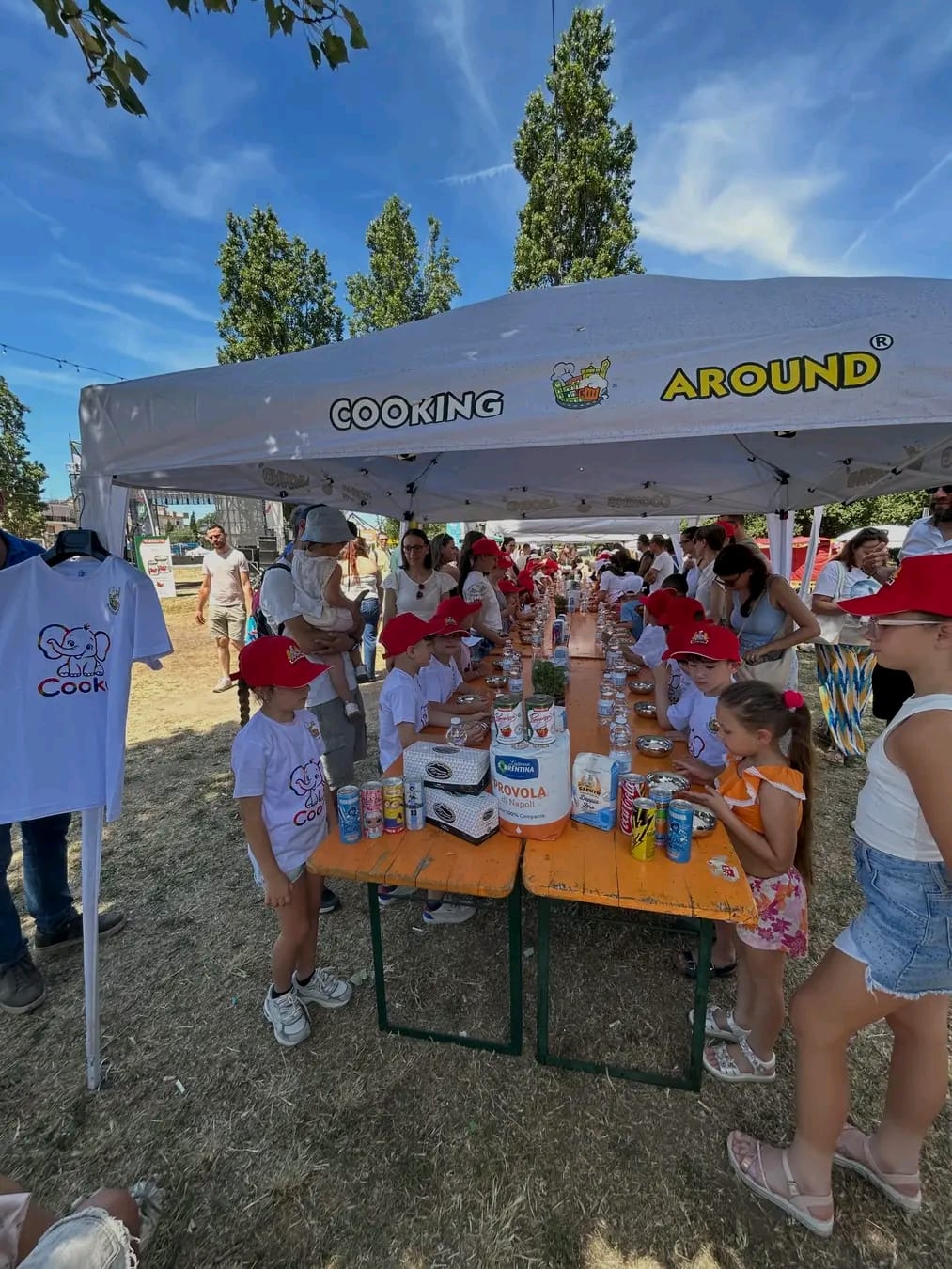 grande successo per mani in pasta a cooking around 2026 160 bambini protagonisti al parco delle acque di pomigliano d8217arco da Dailynews24.it grande successo per mani in pasta a cooking around 2026 160 bambini protagonisti al parco delle acque di pomigliano d8217arco